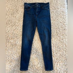 Abercrombie & Fitch Skinny Jeans
